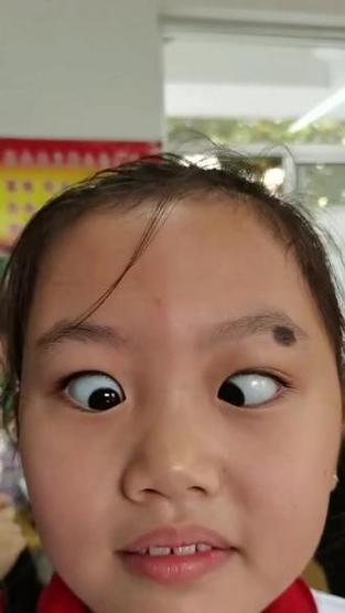 投影仪如何调节不晃眼？投影仪调节不晃眼的视频教程在哪里？
