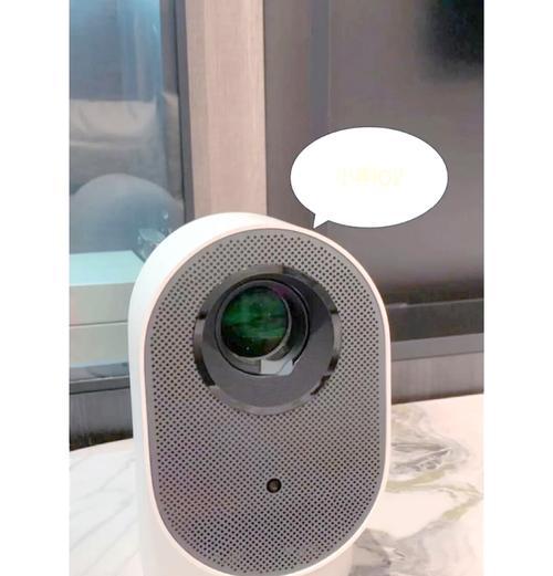迷你投影仪适合宿舍床上使用吗？推荐品牌有哪些？