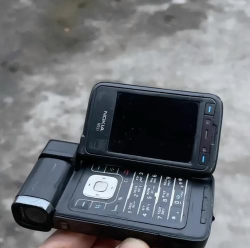 一连排摄像头手机型号是什么？