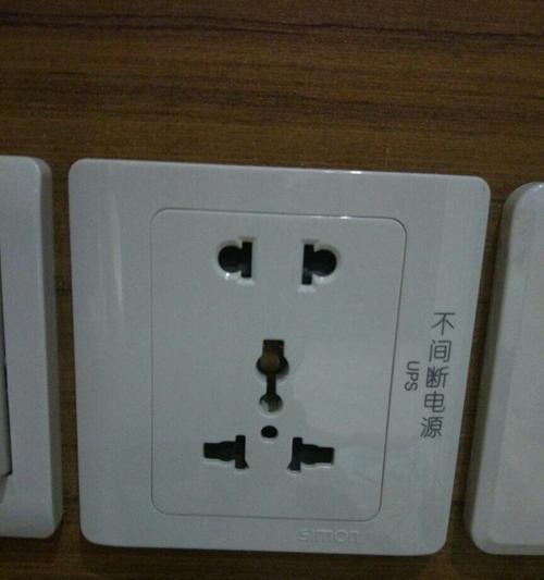 手机充电器前端卡槽的作用是什么？卡槽损坏后如何更换？