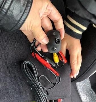 手机作为摄像头有线连接需要哪种线？