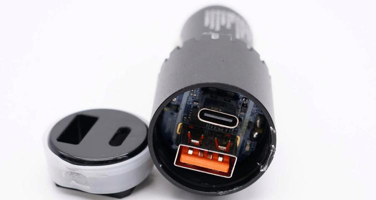 车载充电器带拉线的叫什么？它的优势是什么？