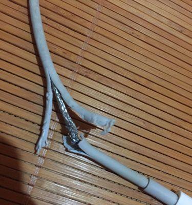 台灯充电器线断了怎么修理？接线时应注意什么？