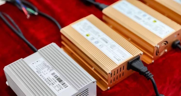 四轮充电器线都是什么功能？它们各自的作用是什么？