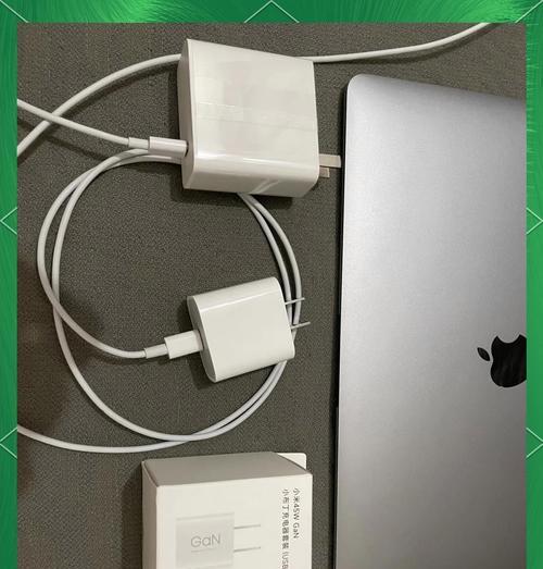电脑充电时多少瓦充电器？如何选择合适的充电器？