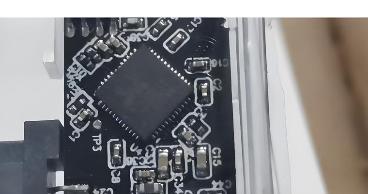华顾移动硬盘的正确使用方法是什么？如何进行数据传输？