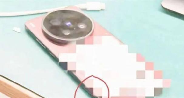 vivox8摄像头镜片碎了怎么修复？更换镜片的费用是多少？