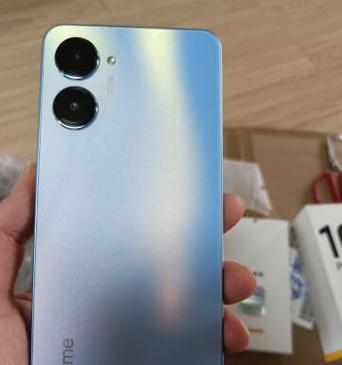 真我手机摄像头闪屏的原因及解决方法是什么？