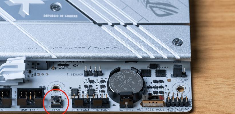 显卡安装时发出的响声正常吗？响声大是什么原因造成的？