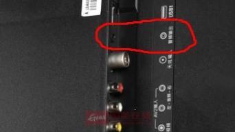 电视机槽的正确处理方法是什么？如何确保安全和美观？