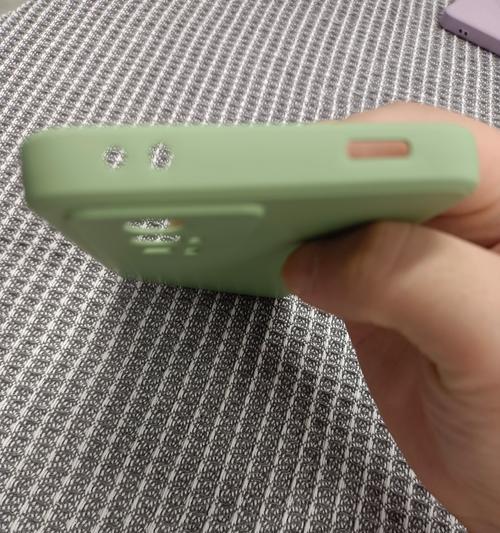 荣耀90手机壳非精孔设置方法是什么？